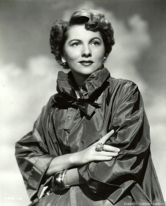 Джоан Фонтейн - звезда Голливуда