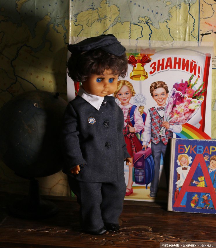 Время строгого коричневого цвета. Белых накрахмаленных воротничков