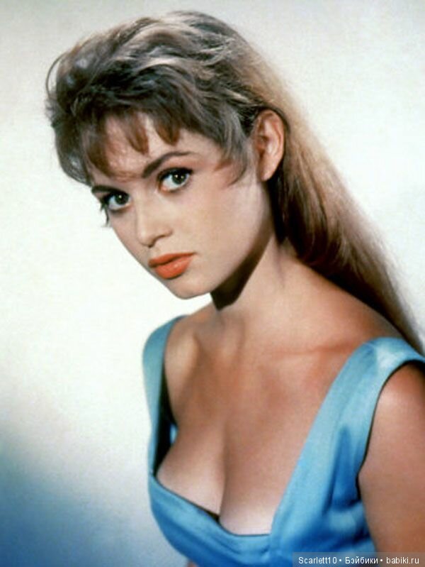 Брижит Бардо - икона стиля 60-х