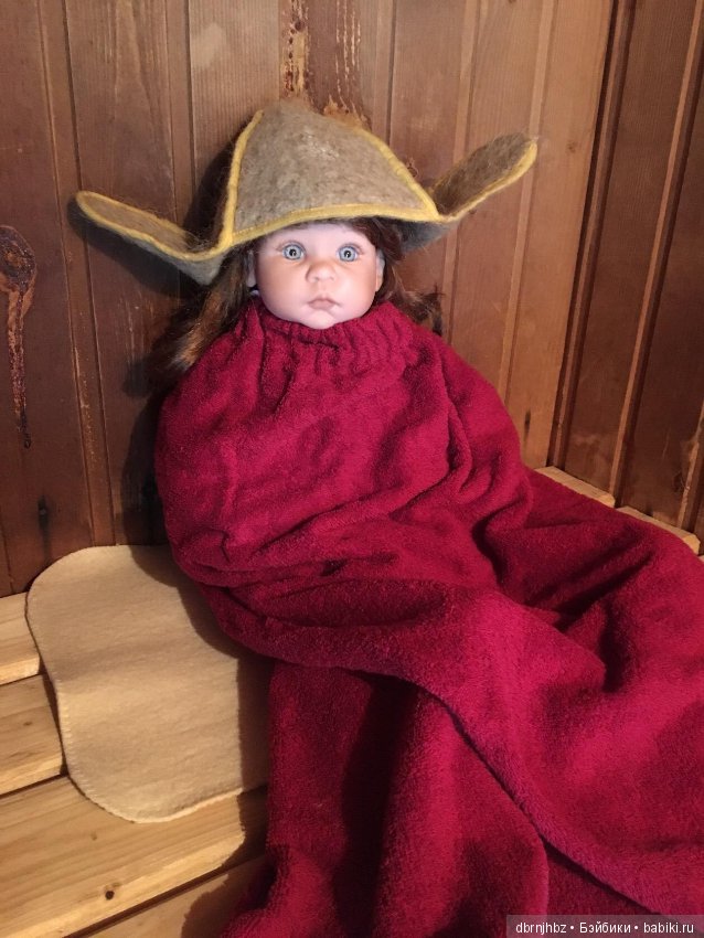 Викуся ходила гулять,отдыхала