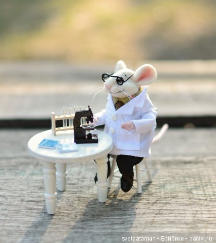 Мышки-медики — Валяные игрушки из шерсти: сухое валяние (фото 5)