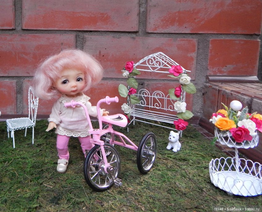 Розовый трехколесный — Куклы Nikki Britt (Никки Бритт): авторские BJD (БЖД)