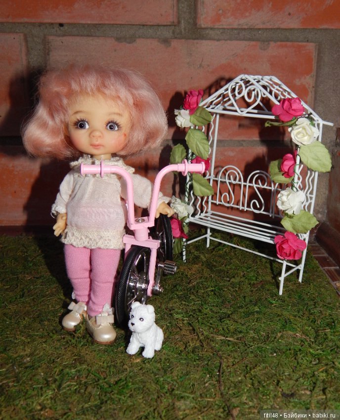 Розовый трехколесный — Куклы Nikki Britt (Никки Бритт): авторские BJD (БЖД)
