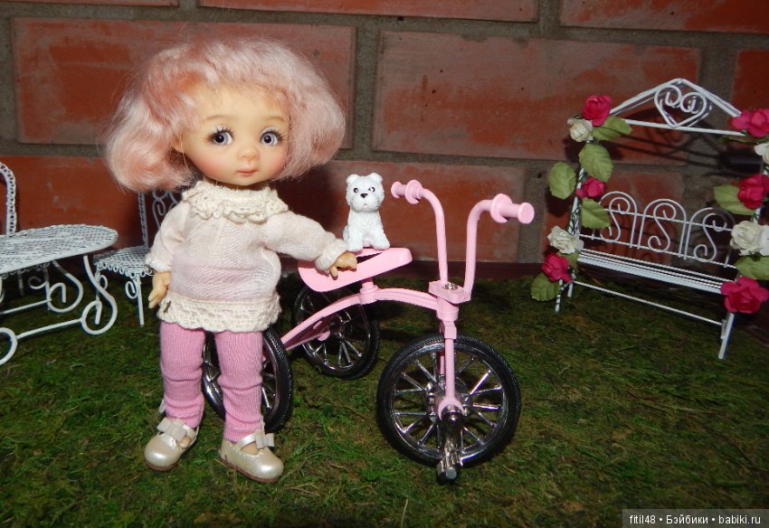 Розовый трехколесный — Куклы Nikki Britt (Никки Бритт): авторские BJD (БЖД)