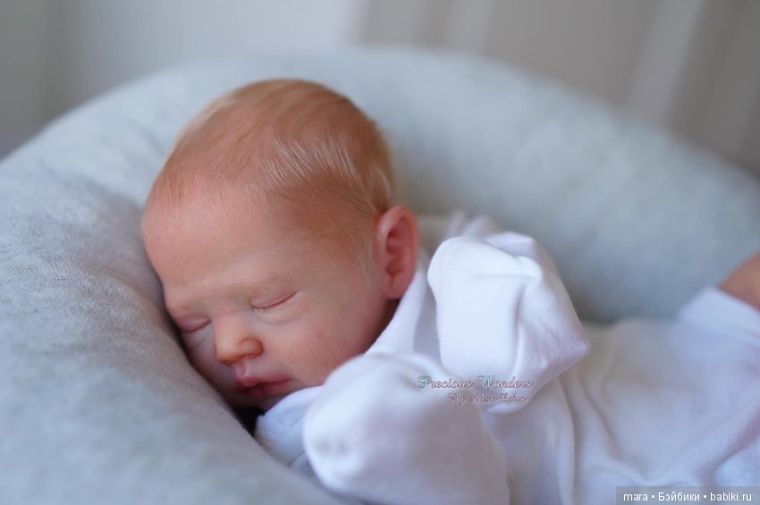 Zori скульптора Dawn Murray McLeod, автор прототипа Alexa Calvo