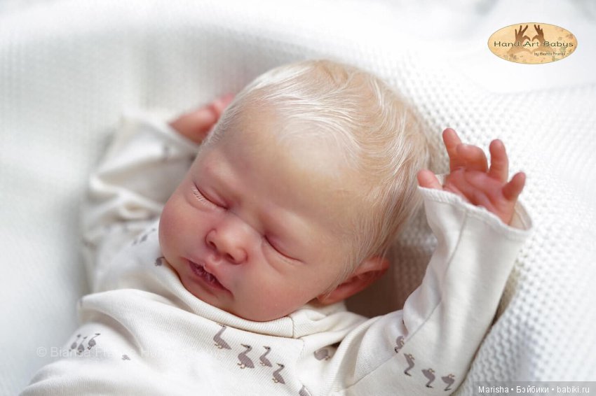 Zori скульптора Dawn Murray McLeod, автор прототипа Bianca Franke