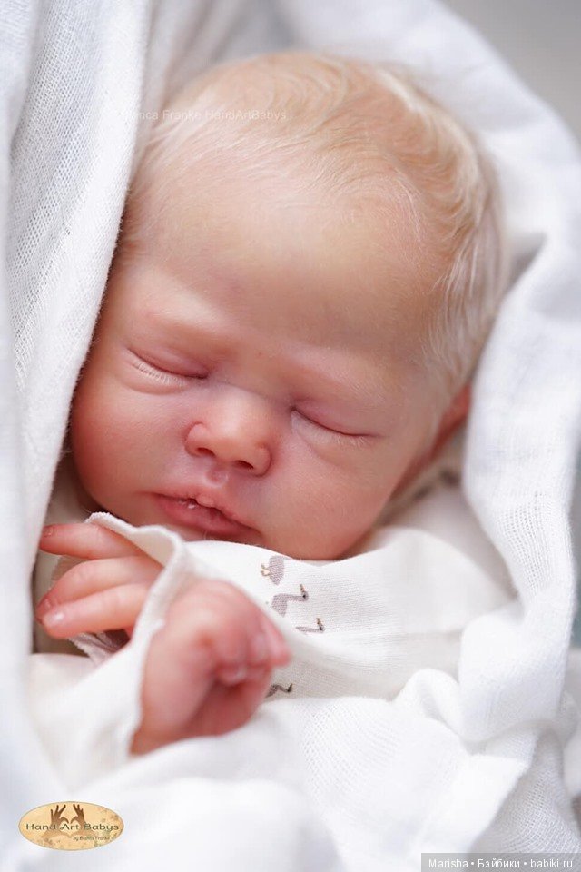 Zori скульптора Dawn Murray McLeod, автор прототипа Bianca Franke