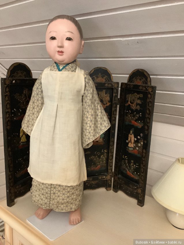 Нахема,самая редкая кукла из всех виденных кукол,Верочка и пианино и как ширма не дала расстаться с Гофуном