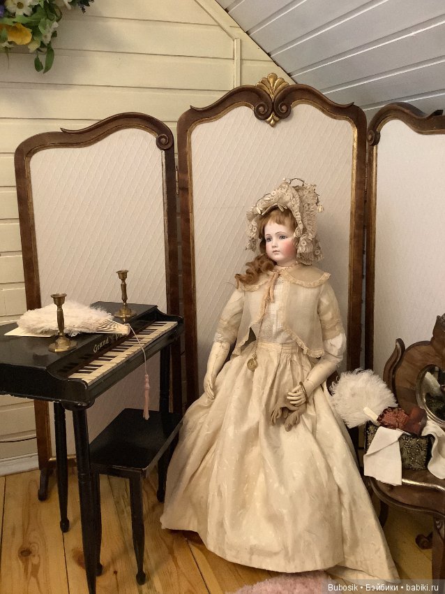 Нахема,самая редкая кукла из всех виденных кукол,Верочка и пианино и как ширма не дала расстаться с Гофуном