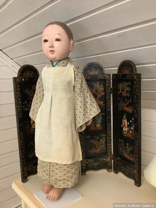 Нахема,самая редкая кукла из всех виденных кукол,Верочка и пианино и как ширма не дала расстаться с Гофуном