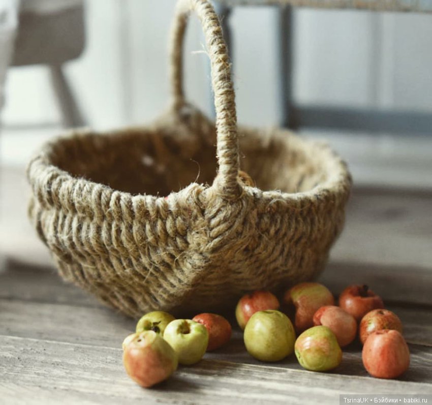 Потрясающая миниатюра от финской художницы Salla Heikkilä