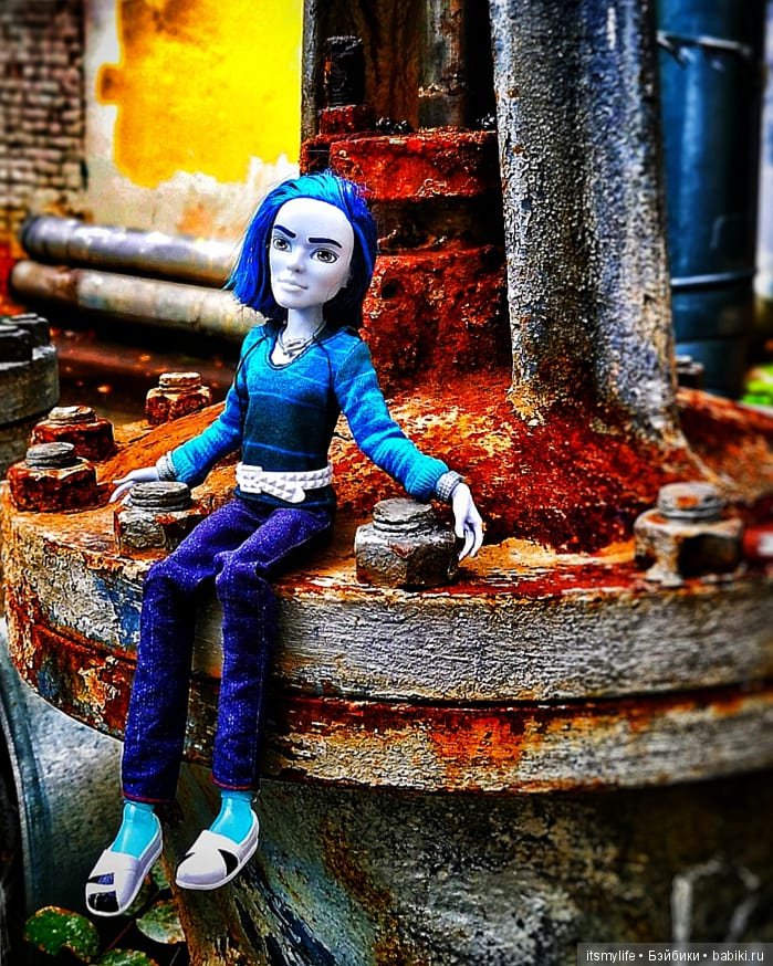 Скай приехал (Monster High, Монстер Хай) (фото 7)