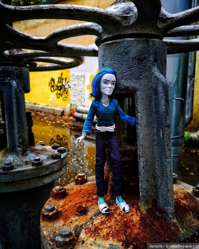 Скай приехал (Monster High, Монстер Хай) (фото 2)