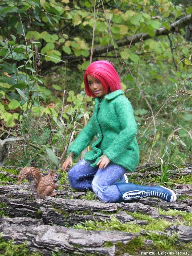 Рита всё гуляет. Другая сторона леса (фото 8)