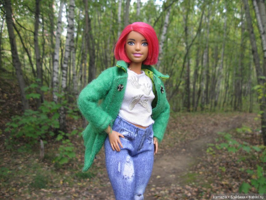 Рита всё гуляет. Другая сторона леса