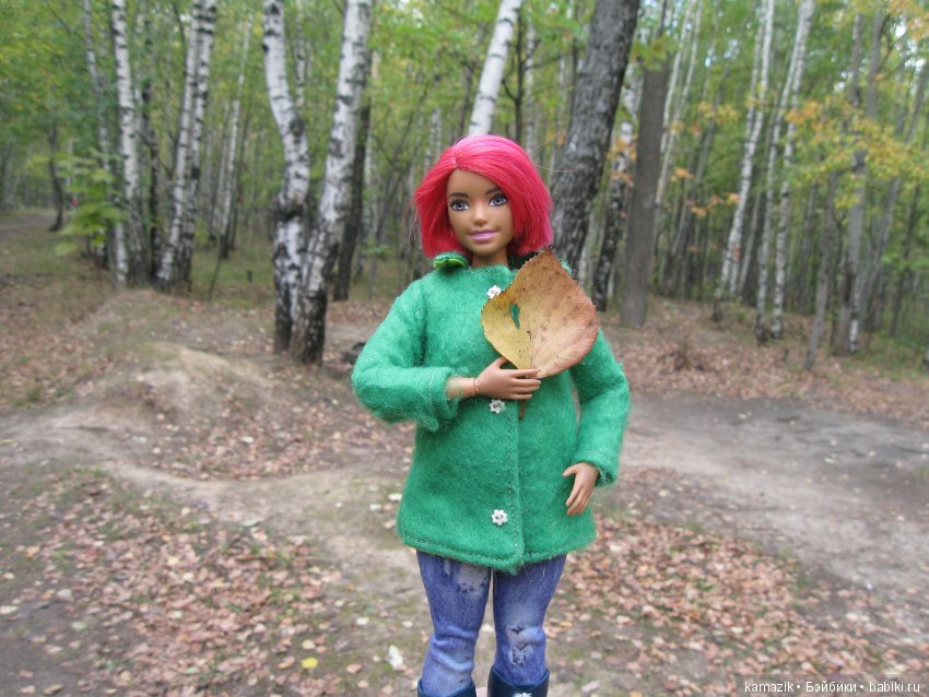 Рита всё гуляет. Другая сторона леса