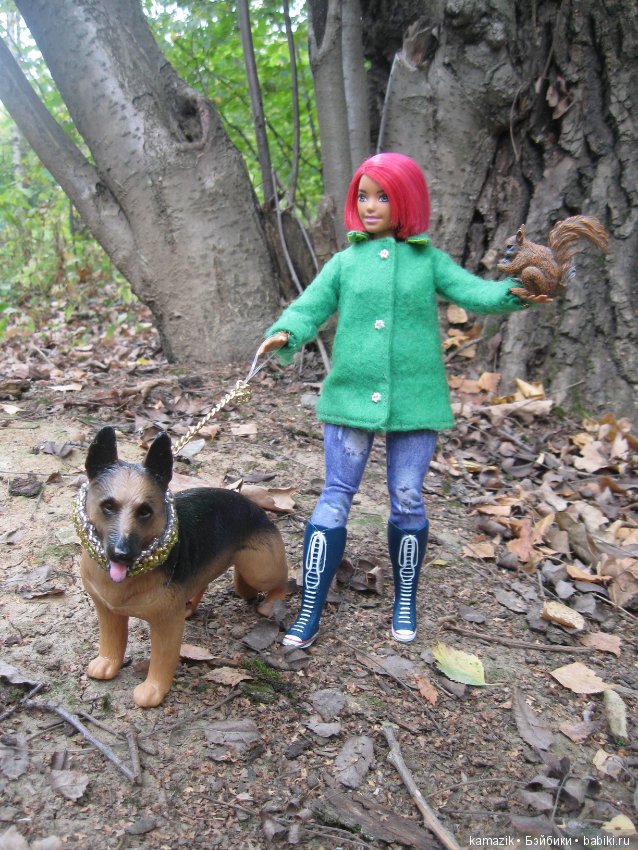 Рита всё гуляет. Другая сторона леса