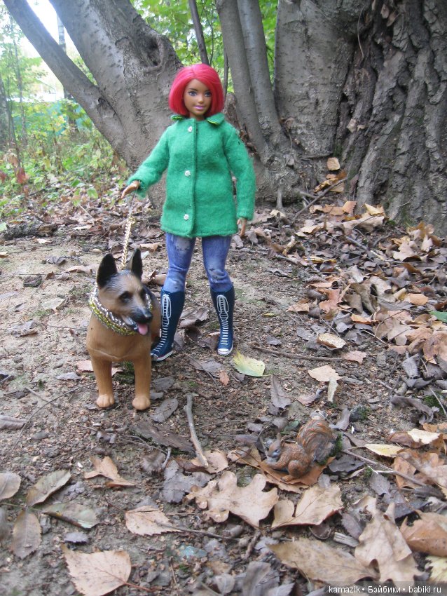 Рита всё гуляет. Другая сторона леса