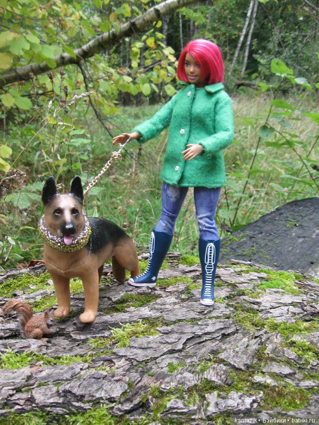 Рита всё гуляет. Другая сторона леса