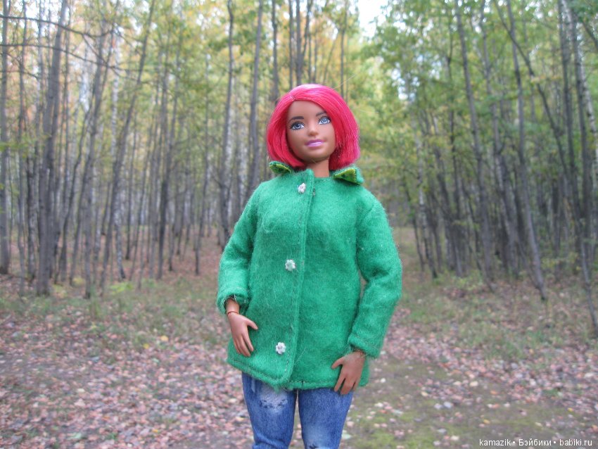 Рита всё гуляет. Другая сторона леса