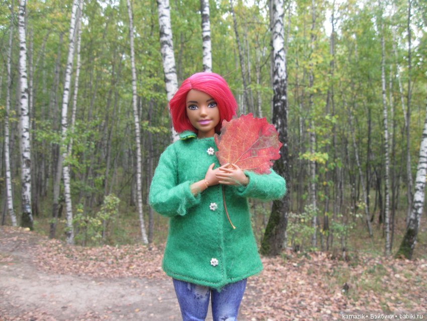 Рита всё гуляет. Другая сторона леса