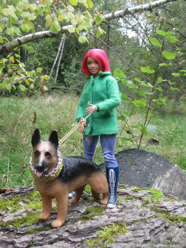 Рита всё гуляет. Другая сторона леса