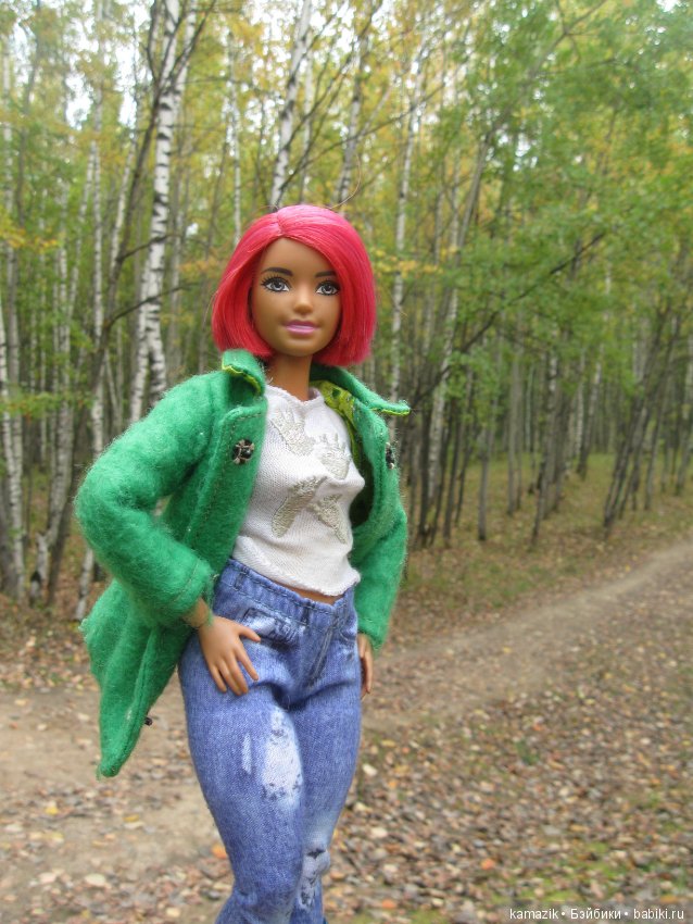 Рита всё гуляет. Другая сторона леса