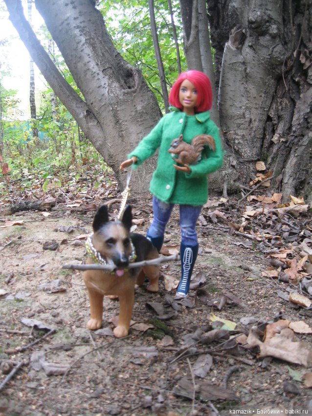 Рита всё гуляет. Другая сторона леса