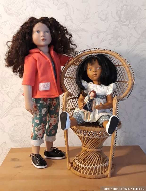 Кукольная мебель с блошиного рынка