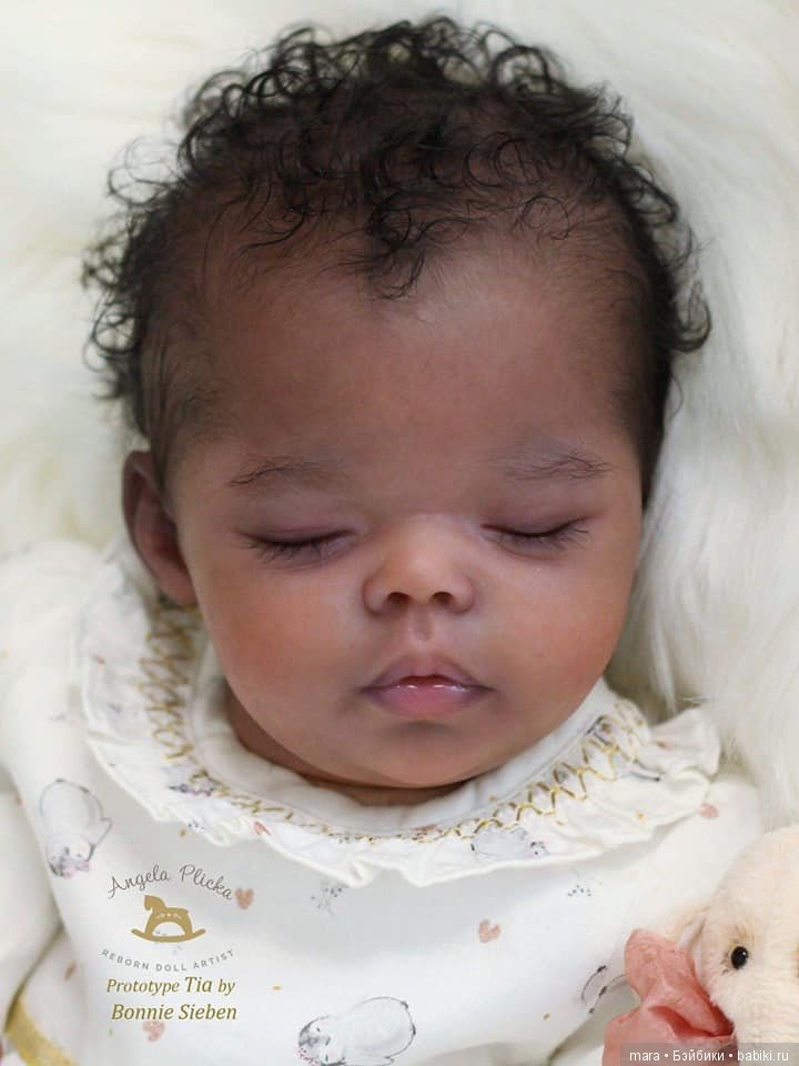 Tia скульптора Bonnie Sieben, автор прототипа Angela Plicka