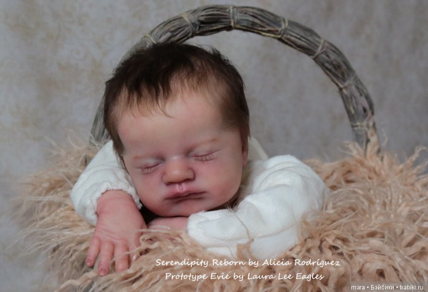 Evie скульптора Laura Lee Eagles, автор прототипа Alicia Rodriguez (фото 8)