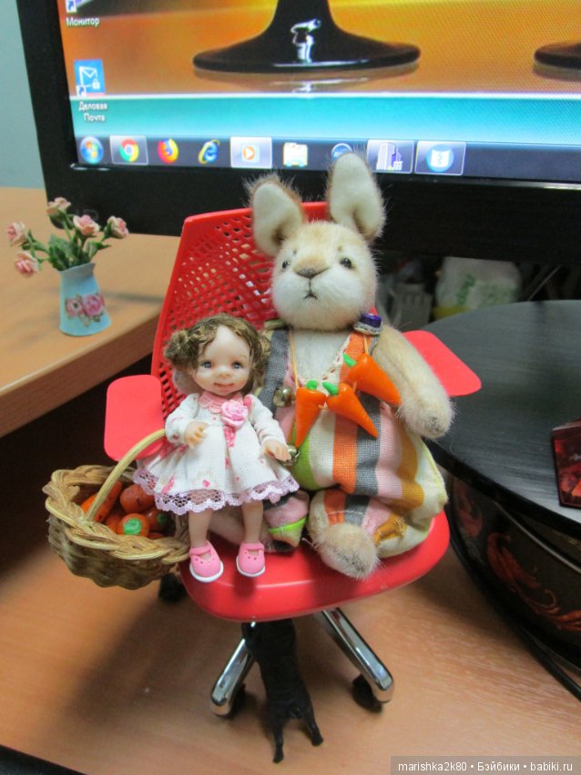 А у вас кто-то живет на работе (фото 5)