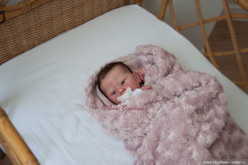 Mindy скульптора Adrie Stoete, автор прототипа Silvia Ezquerra (фото 9)