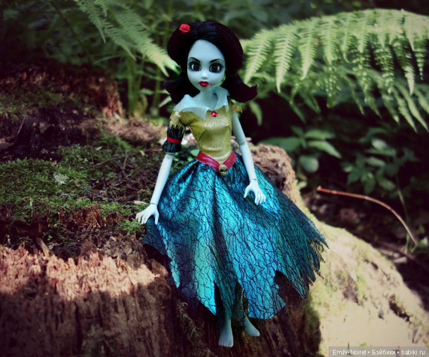 Кукла зомби. Кукла WOWWEE зомби Белоснежка. Кукла зомби Алиса. WOWWEE куклы once upon a Zombie. Once upon Zombie Doll Белоснежка.