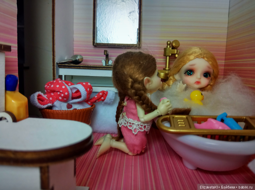 Грустная гостья. Realpuki. 54 часть