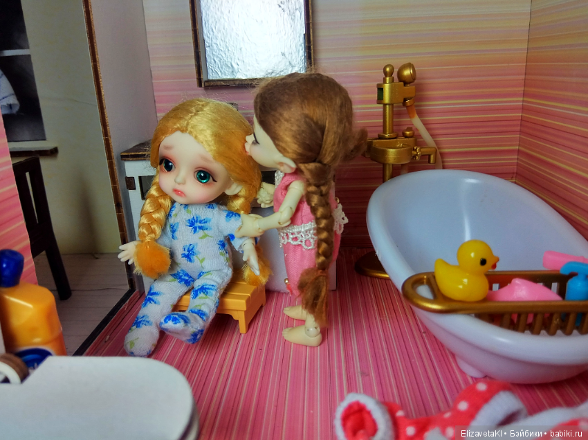 Грустная гостья. Realpuki. 54 часть