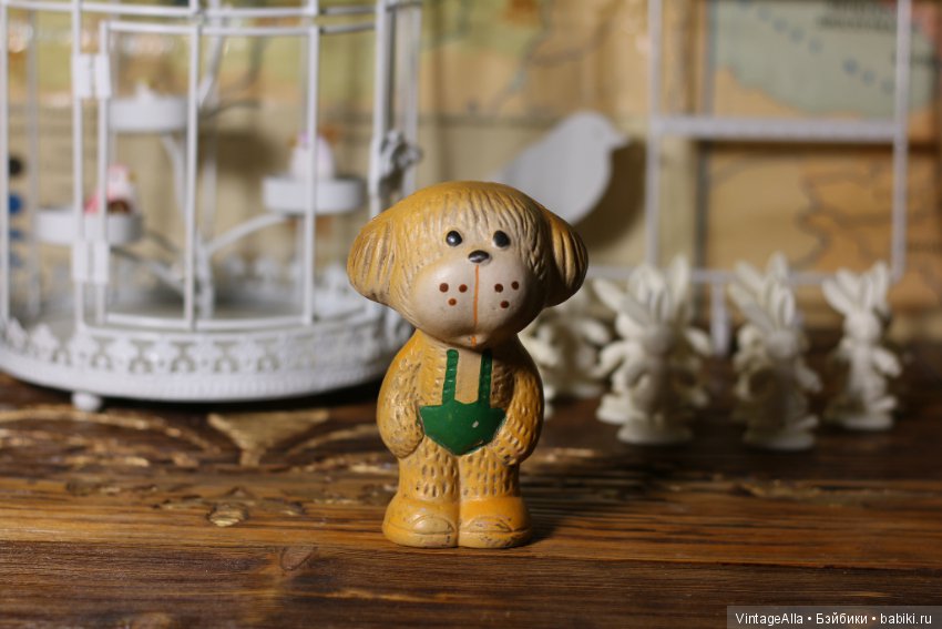 Простая резиновая игрушка