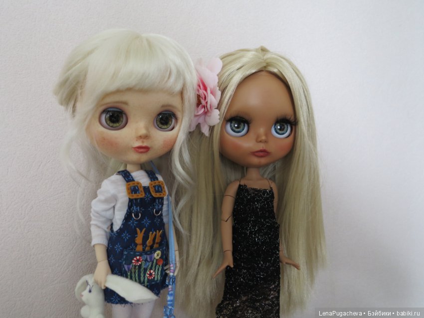 Две мои первые "птички" кастомные Блайз Беляночка и Розочка