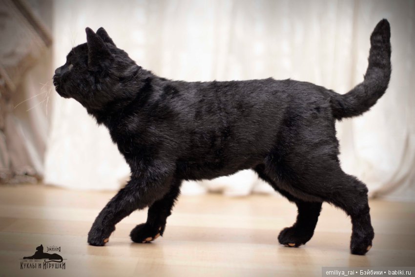 Черный кот - реалистичная игрушка (фото 8)