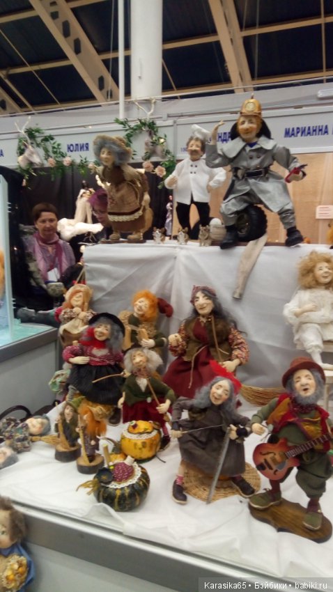 Тишинка, Салон кукол 19. Первый день