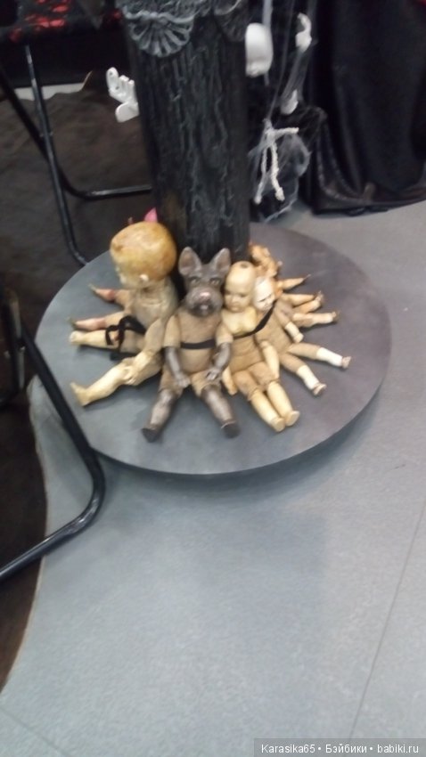 Тишинка, Салон кукол 19. Первый день