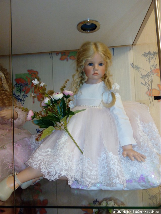 Неземная аристократичая красота куколки и преображение