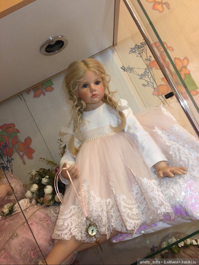 Неземная аристократичая красота куколки и преображение