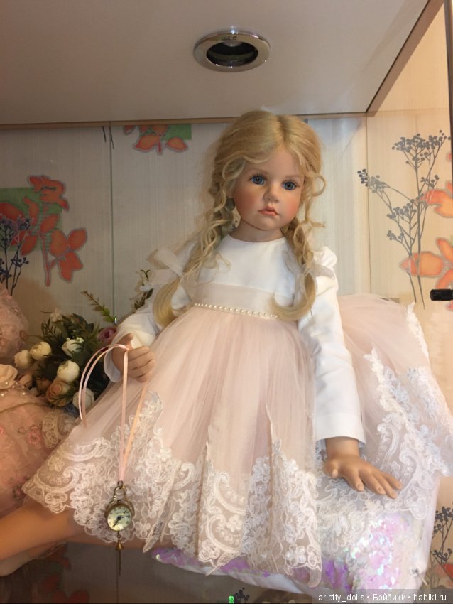 Неземная аристократичая красота куколки и преображение
