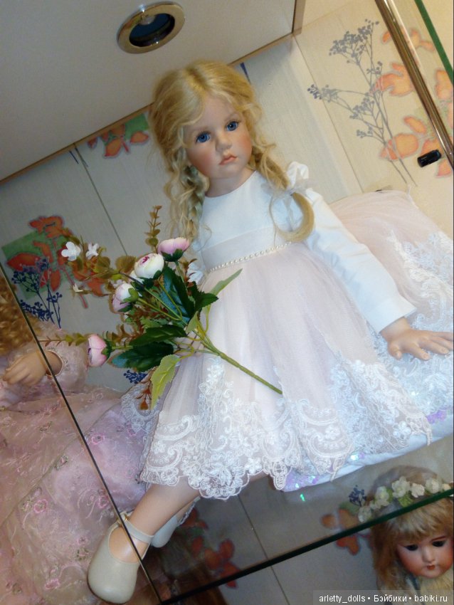 Неземная аристократичая красота куколки и преображение
