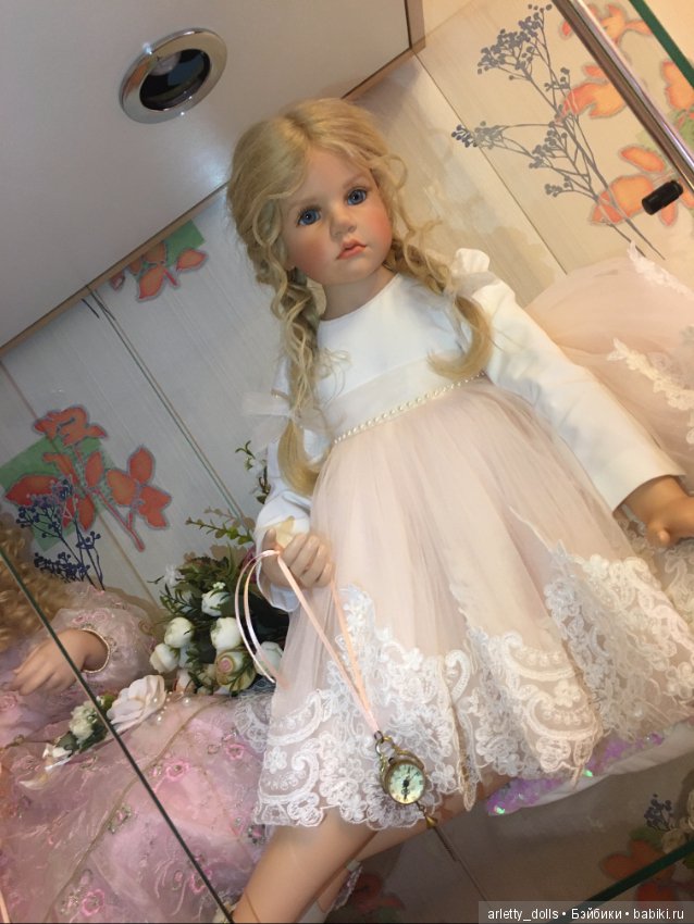 Неземная аристократичая красота куколки и преображение