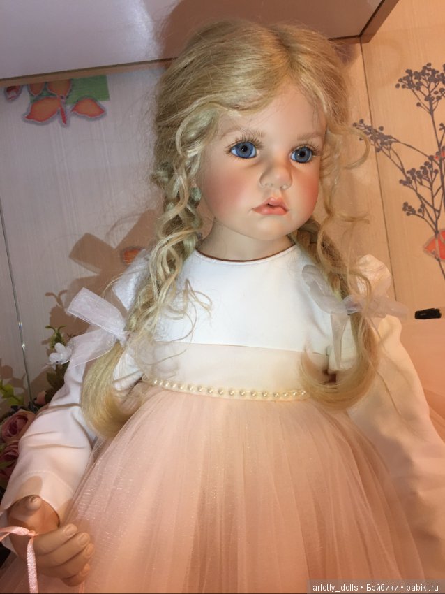 Неземная аристократичая красота куколки и преображение