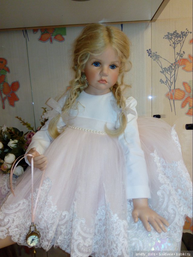Неземная аристократичая красота куколки и преображение