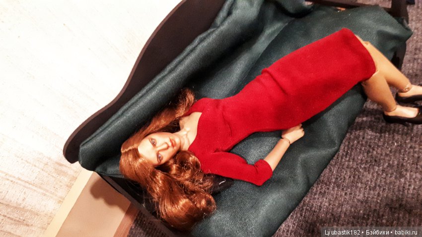 Девушка в красном — Коллекционные экшн (фото 3)