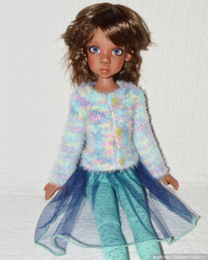 В ожидании новых Готц играю с бжд